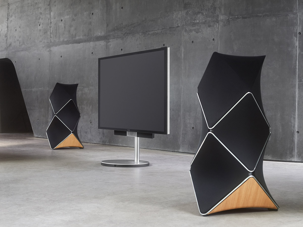 Bang and store olufsen cinema system