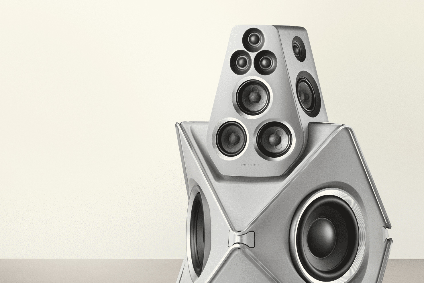 Beolab 90 Titan Edition