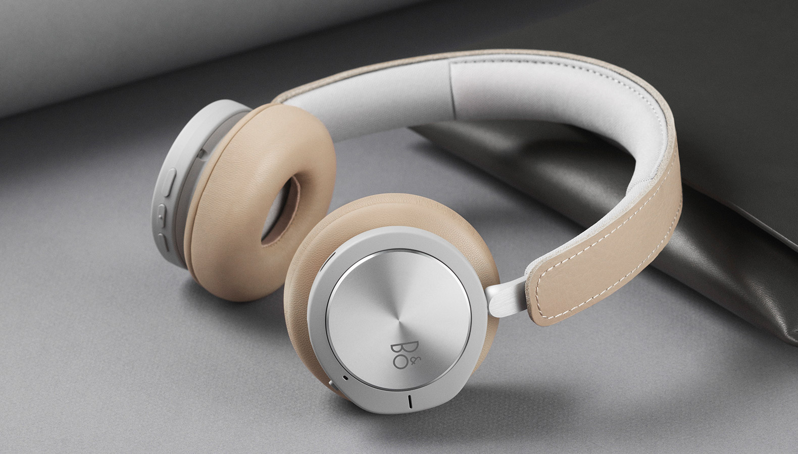 beoplay h8i
