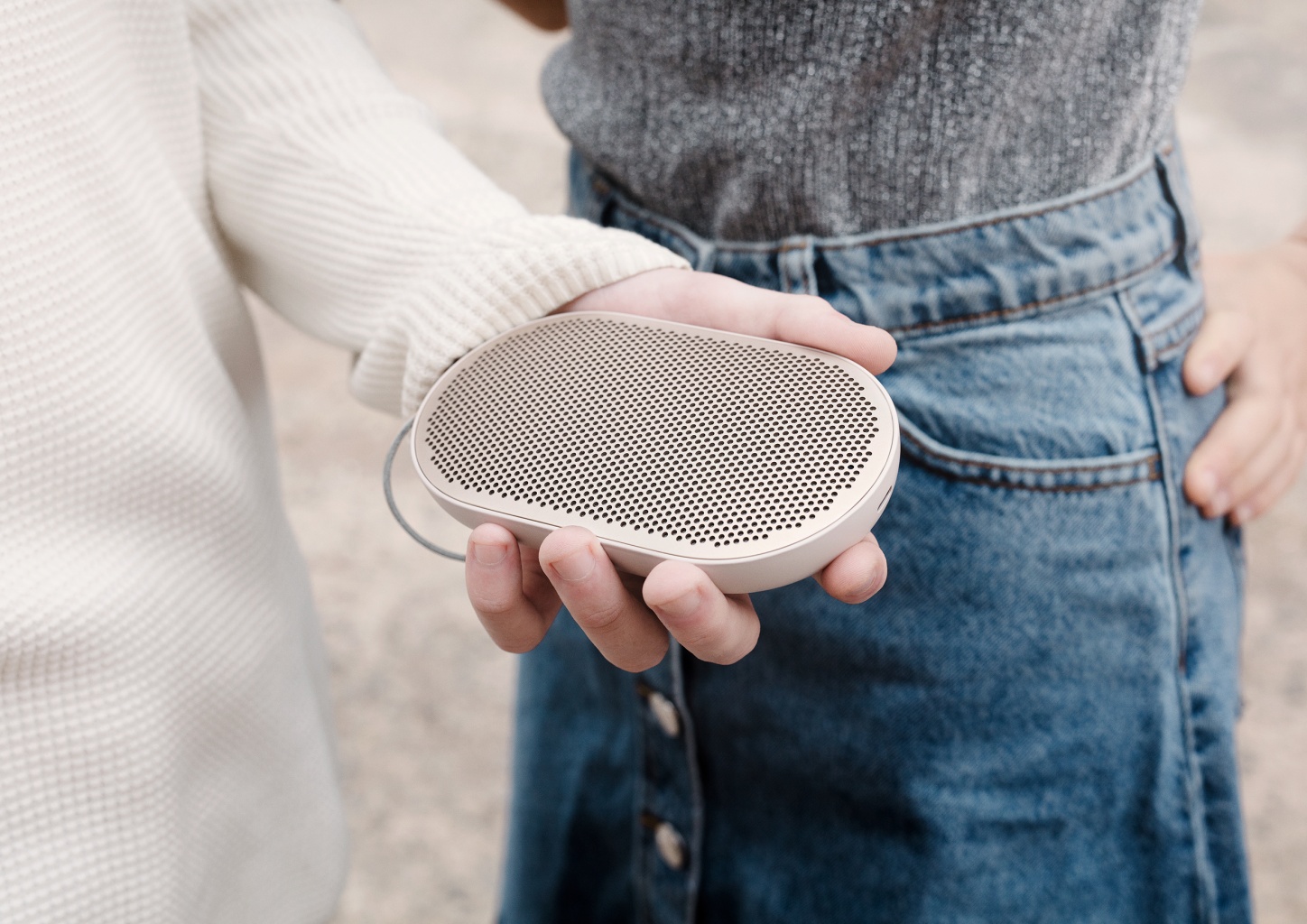 Beoplay p2