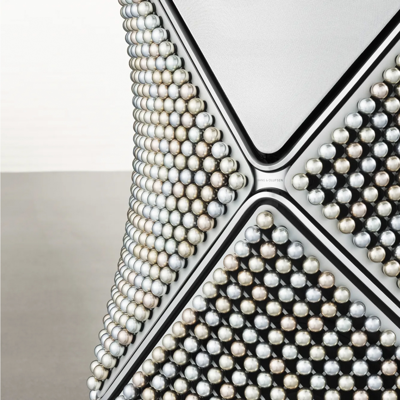 Beolab 90 Zenith Edition Beolab 90 Zenith Edition